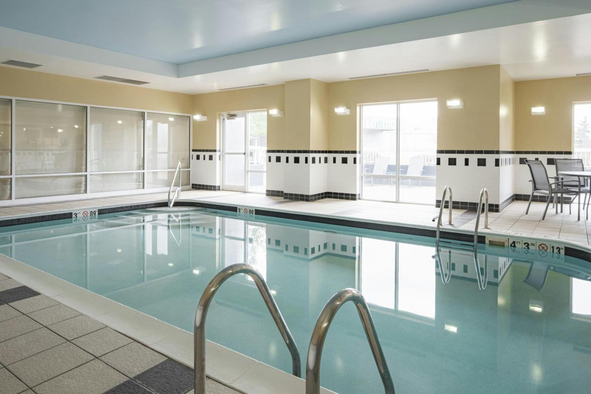 Fairfield Inn & Suites Louisville East Екстериор снимка