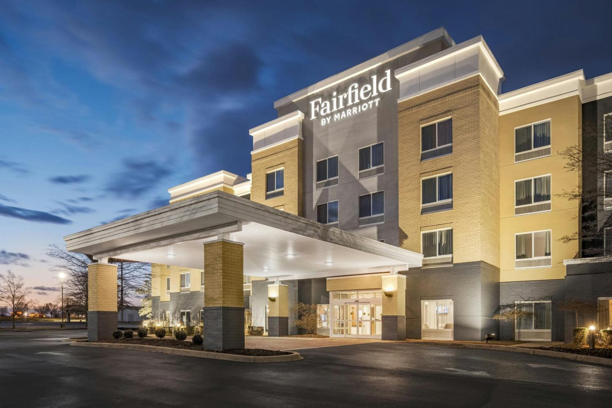 Fairfield Inn & Suites Louisville East Екстериор снимка